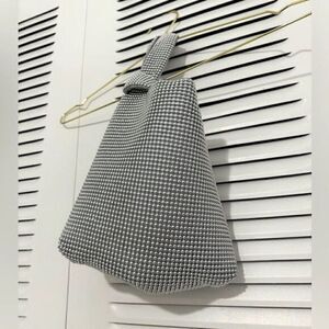 Dumpling Beaded Mesh Metallic Slouch Bag Purse Wristlet Jessica McClintock